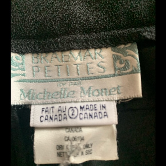 Black Size 2 mini skirt - Picture 3 of 3